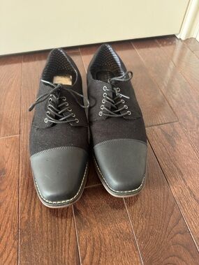 Perry Ellis Black Cap-Toe Oxford Derbys